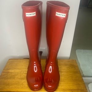 Hunter Tall Military Red Rain Boots